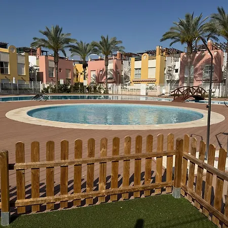 Playa Laguna Apartment *